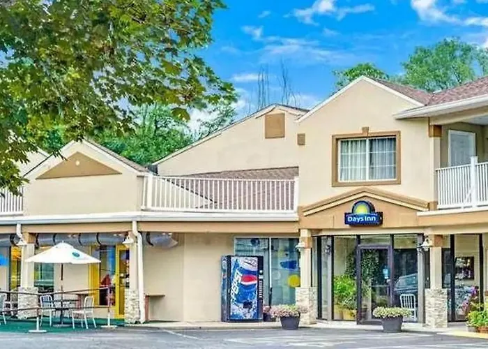 Ridgefield Motor Inn