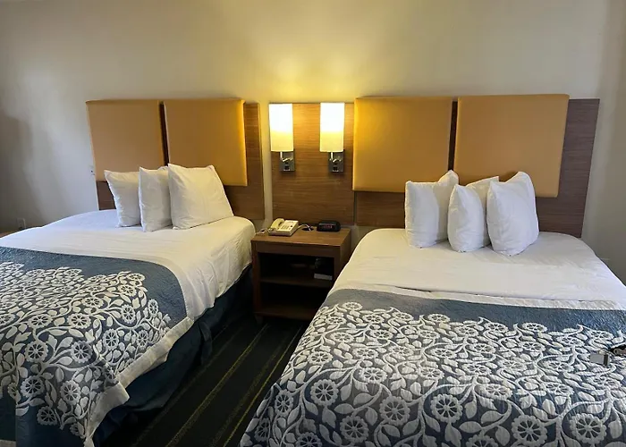 Ridgefield Motor Inn