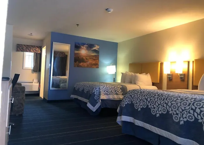 Ridgefield Motor Inn