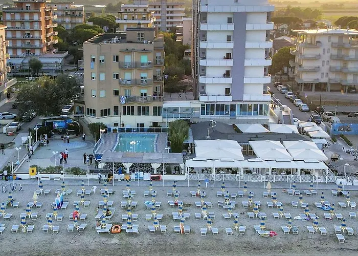 Bikini Tropicana Family Hotel Lido Di Savio