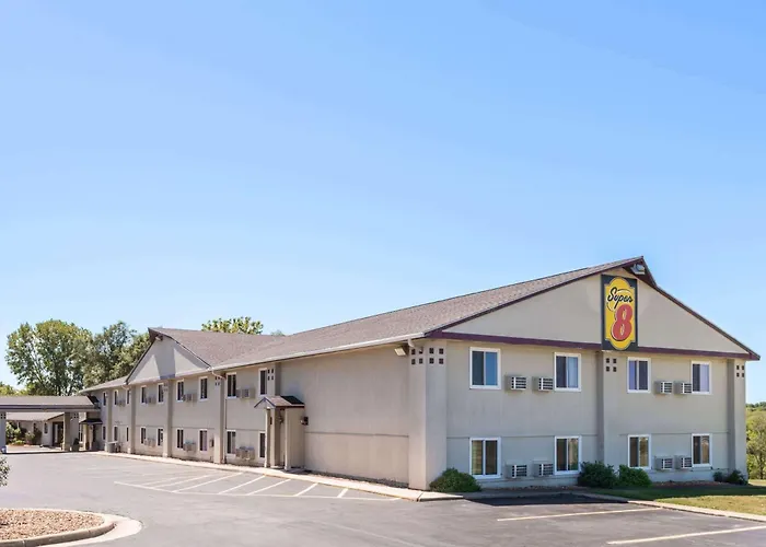 Super 8 By Wyndham Higginsville