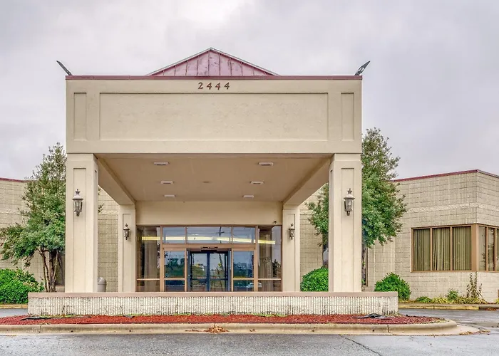 Oyo Hotel Burlington South