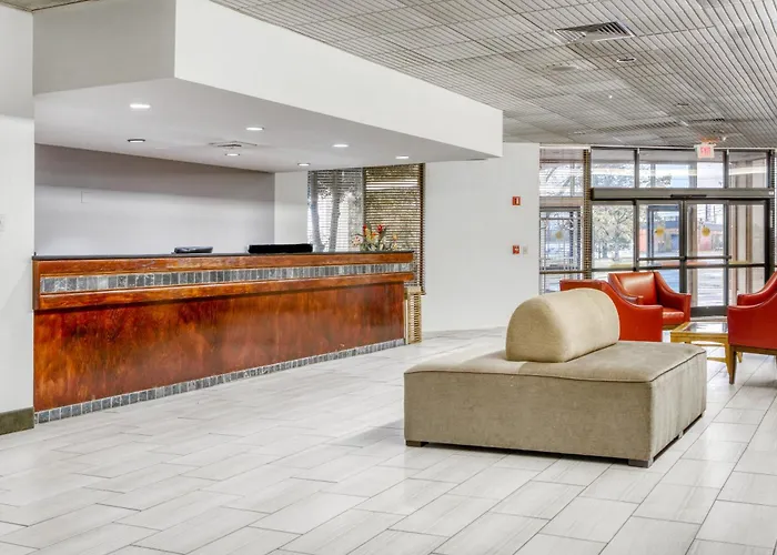 Oyo Hotel Burlington South