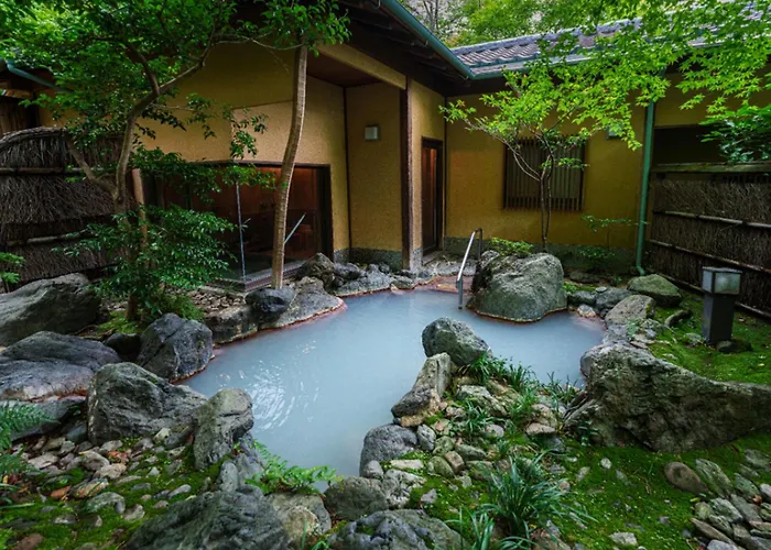 旅亭 半水盧 Hotel Unzen