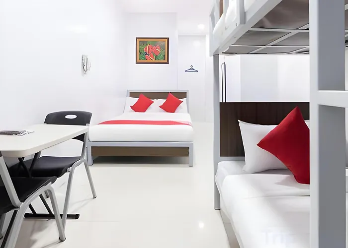 Oyo 152 Sangco Condotel Manila