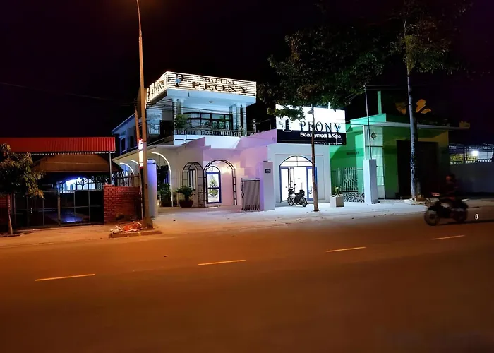 Super Oyo 598 Peony Hotel Cam Ranh