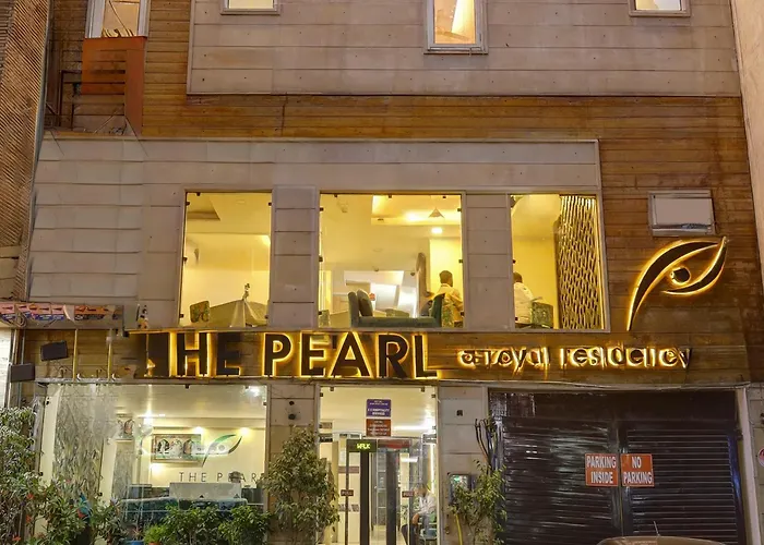 The Pearl- A Royal Residency Hotel New Delhi