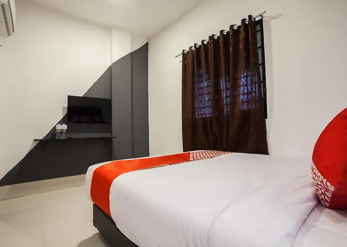 Hotel O Mono Guest House Medan