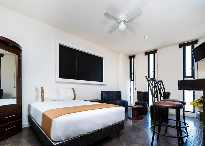 Capital O Hotel Joyma Suites, San Luis San Luis Potosí