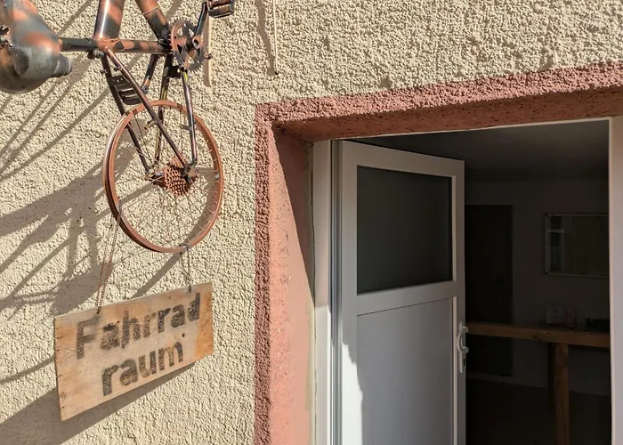 Hotel & Restaurant Bruehler Hof Wintrich