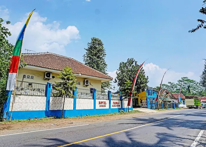 Hotel O Family Blitar
