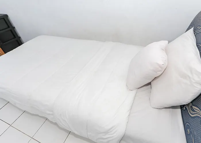 Spot On 93515 Pulo Gebang Guest House Jakarta