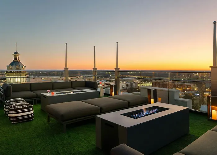 Moxy Columbia Downtown Hotel