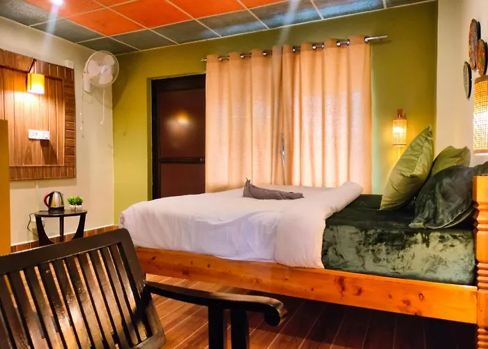 The Alpine Vista Hotel Almora