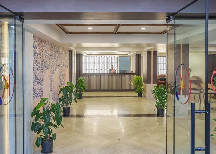 Hotel Kinara Grand Hyderabad