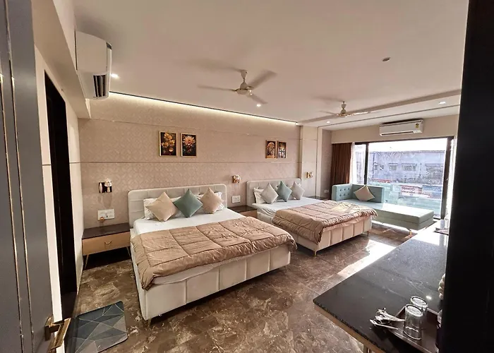 Hotel Mangal Shree Ujjain