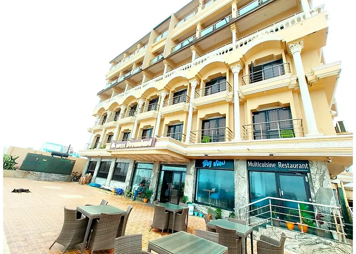 Hotel Dreamland Puri - All-Room-Sea-Facing-With-Attached-Balcony- New Marine Drive Road Puri - Lift-Wifi-Parking-Restaurant Facilities