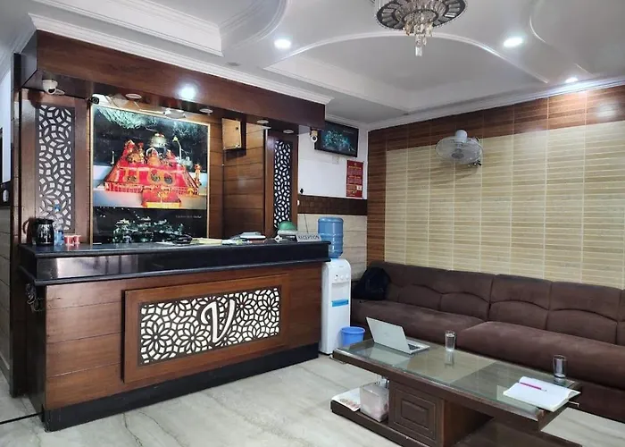 Hotel Vinayak -Banganga Road Katra