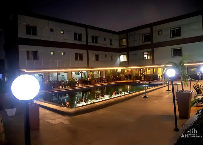 Ah Hotel & Conference Madina