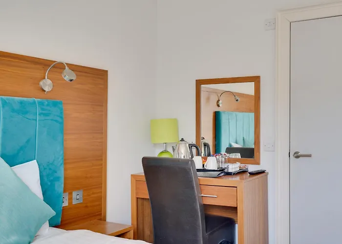 The County Hotel - Self Check-In, Ultra Fast Wi-Fi, Free Parking, Central Location Selkirk