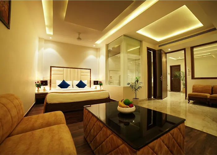 Treehouse London Street Amritsar Hotel
