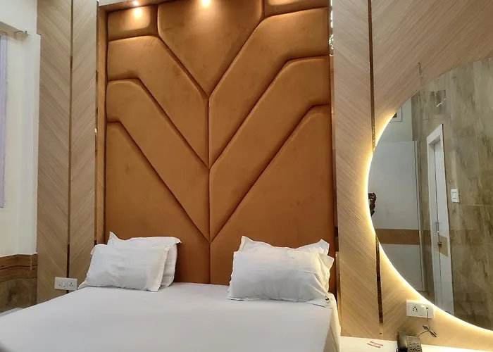 Shraddha Hotel Aligarh
