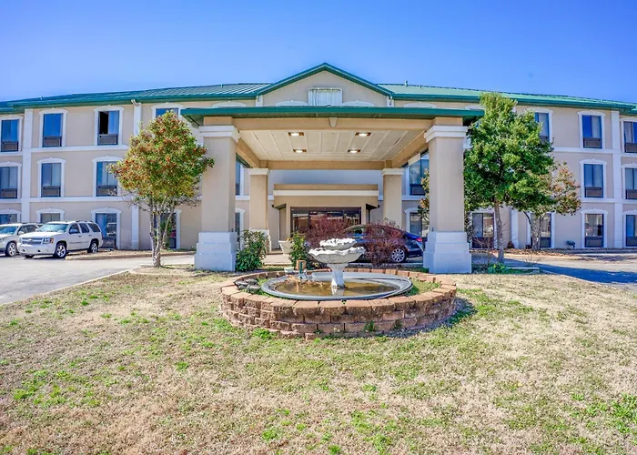 Ark Suites By Oyo Jonesboro I-555