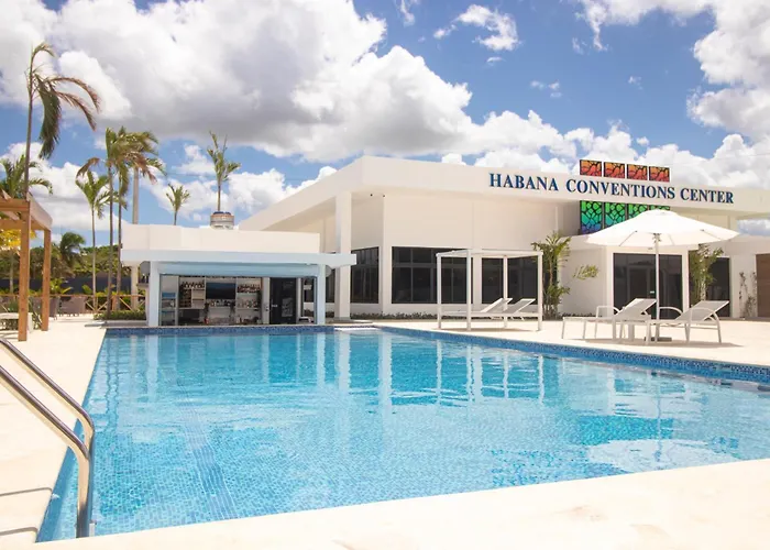 Habana Hotel Y Restaurante Higuey