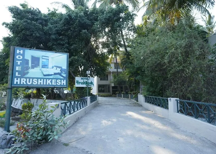 Hotel Hrushikesh Shirdi
