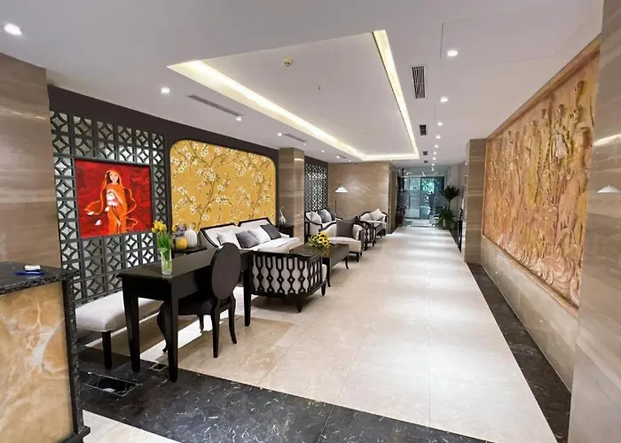 Bay Luxury -Skylark Hotel - 15 Phan Dinh Phung Hà Nội