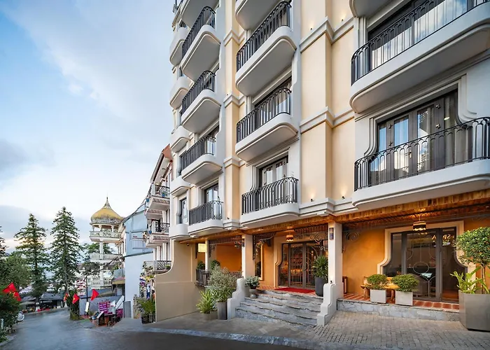 Azalea Sapa Hotel