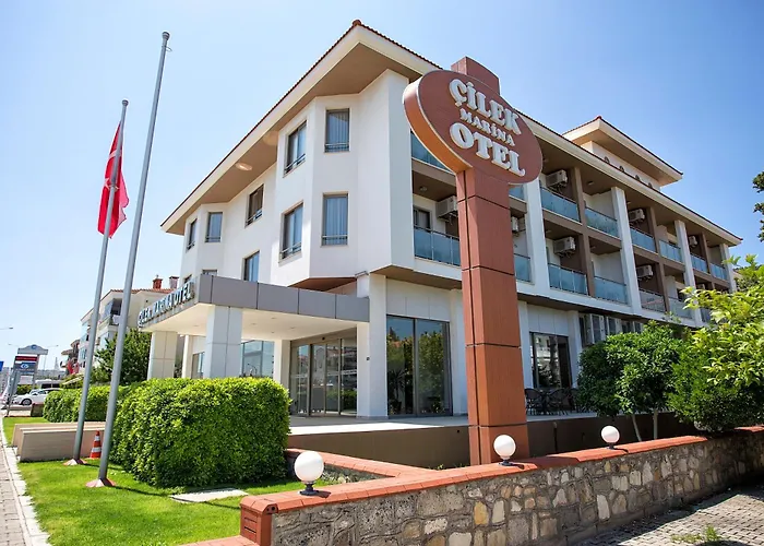 Çilek Marina Otel Çeşme