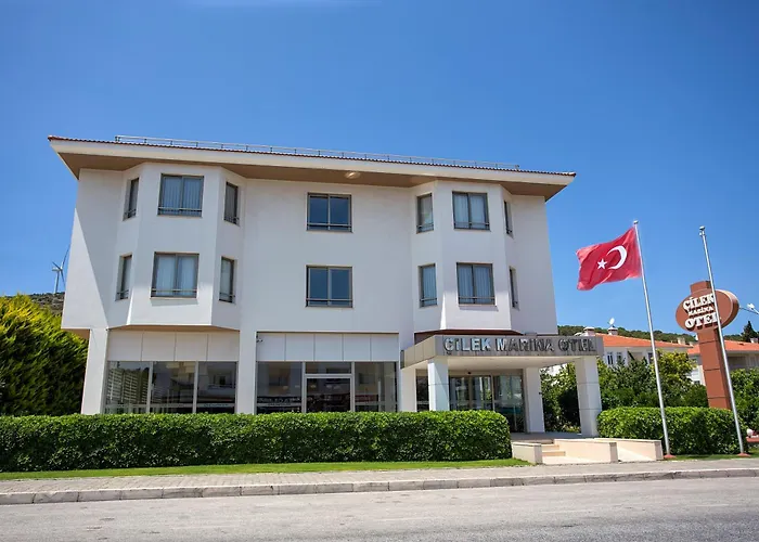 Çilek Marina Otel Çeşme