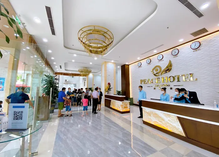 Peace Hotel Hạ Long