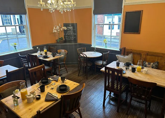 The Crown Hotel Southwell 