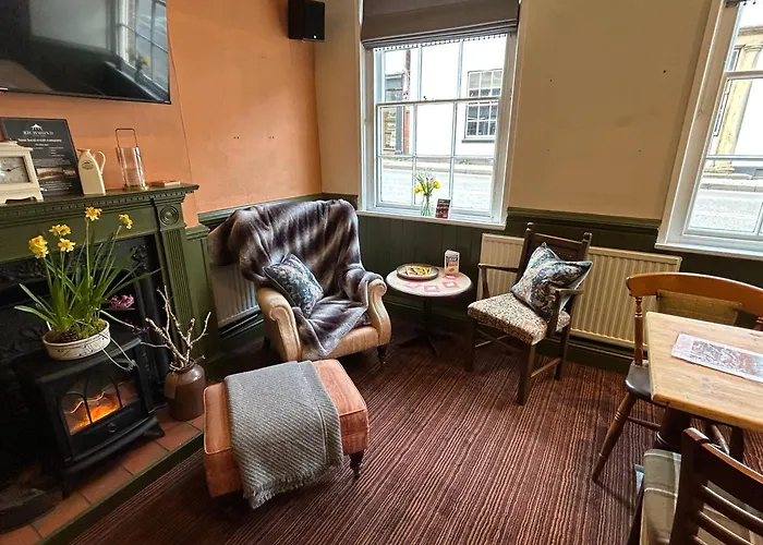 The Crown Hotel Southwell 