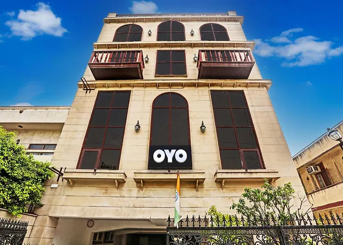 Super Townhouse The Royce New Friends Colony Hotel New Delhi
