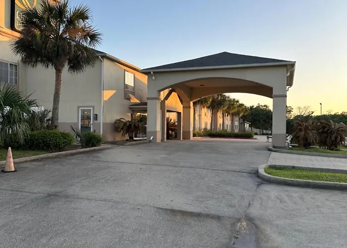 Franklin Inn & Suites