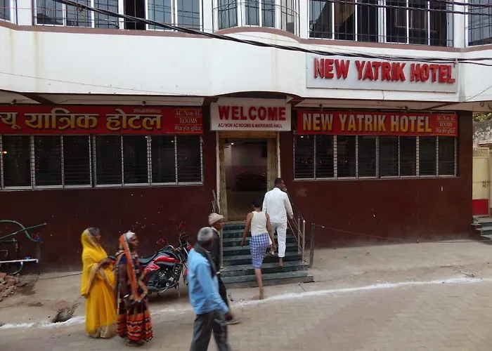 New Yatrik Hotel Deoghar