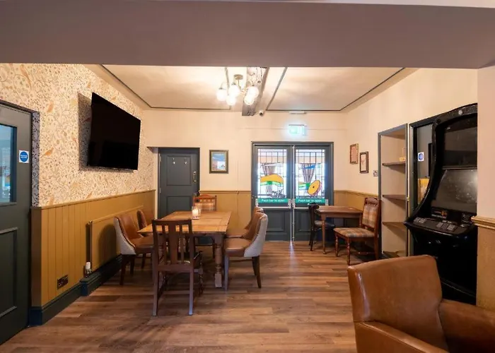 Host & Stay - Woodroffe Arms Hope 