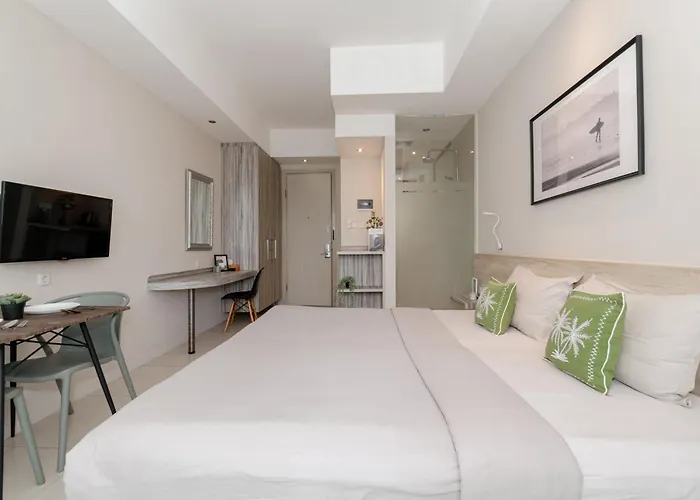 Bali Bustle Kuta Coliving & Coworking Space Legian 
