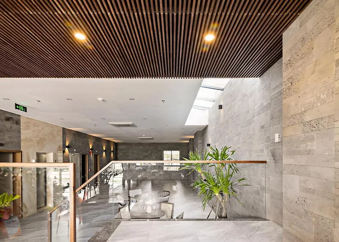 Hoàng Thịnh Hotel&Apartment Danang