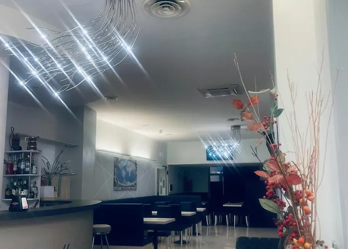 Hotel Holiday Bolonia