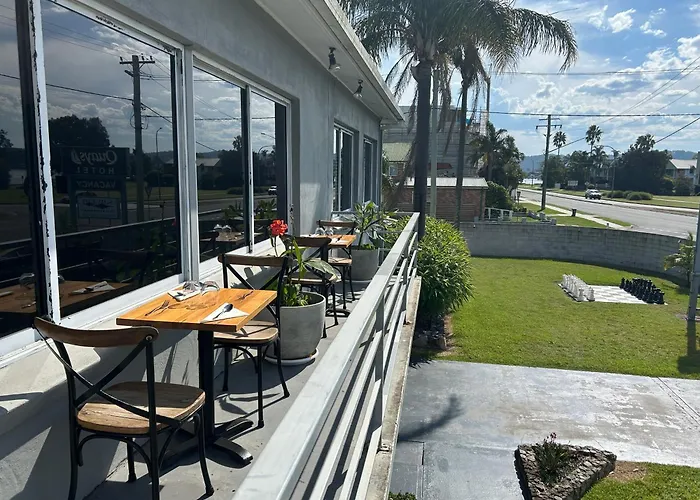 Quays Hotel Batemans Bay
