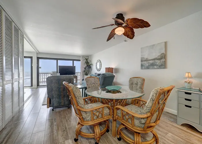 Island House Beachfront Condo Hotel Corpus Christi