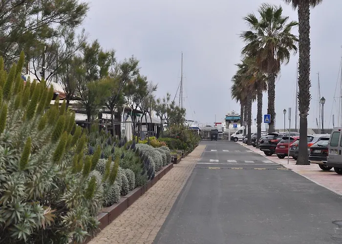 Manelisa Cascais Bed & Breakfast