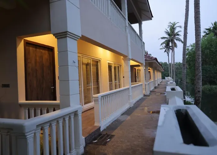 Phoenix Island Resort Poovar