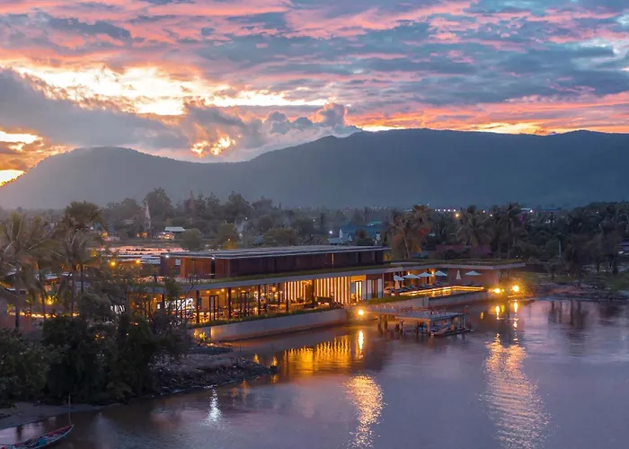 Amber Kampot Hotel