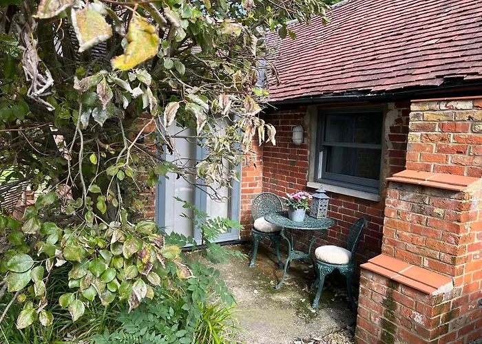 Street Farmhouse Godshill 