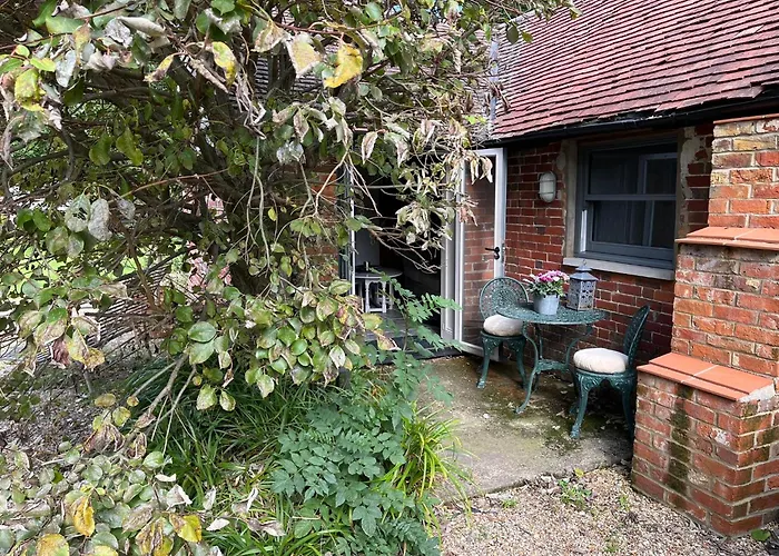 Street Farmhouse Godshill 
